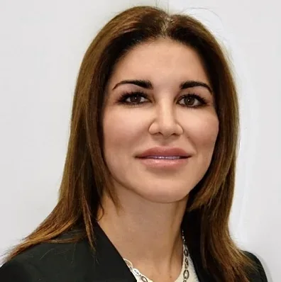 Portrait of Dr. Yakelin Sosa in a dark jacket.