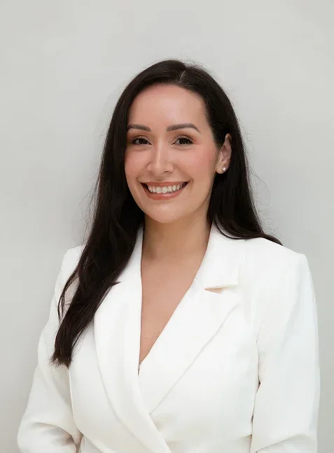 Portrait of Nadia Alvear, FNP-C, from JECT Miami Beach.